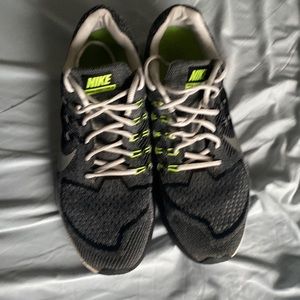 Didn’t wear them much so I figure it’s best to sell them.